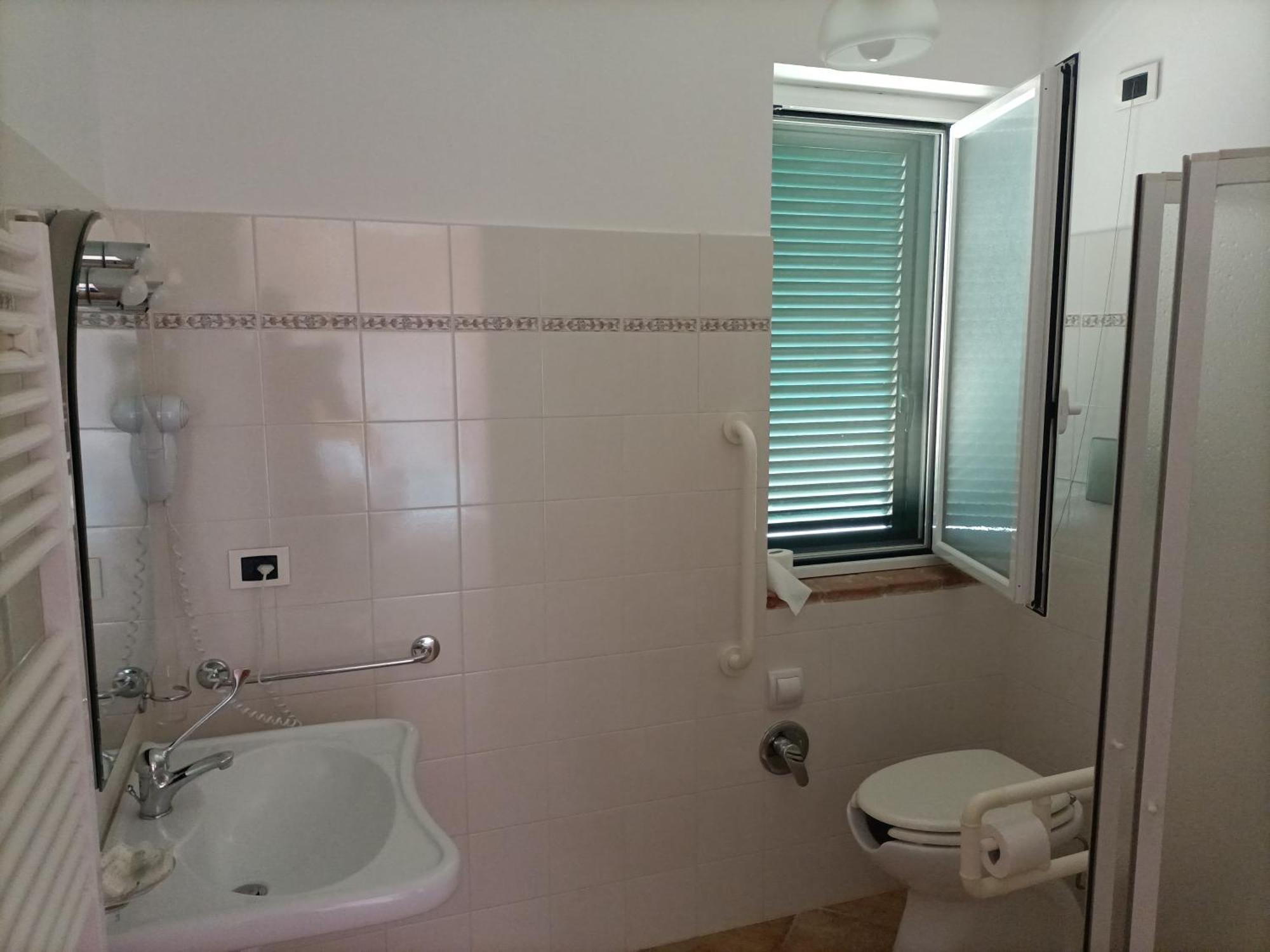B&B Agriturismo Regno Di Toscana Collesalvetti Værelse billede